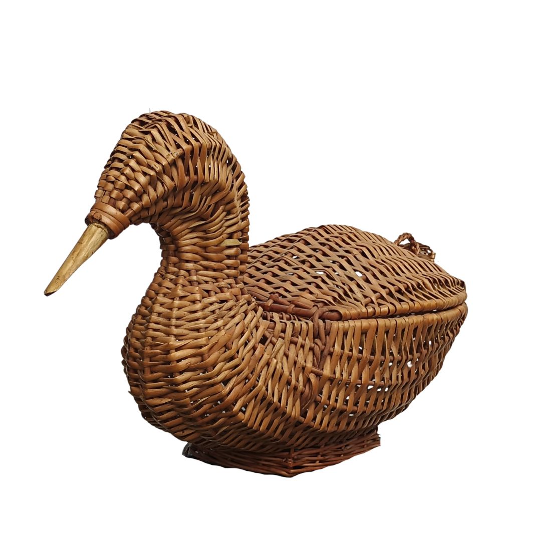 Cane Duck with Lid